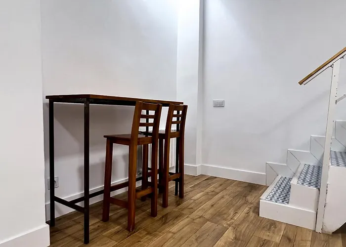 Comfy Apt For 9 In Las Ventas